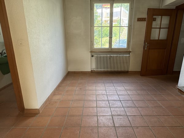 Einfamilienhaus zur Miete in ruhigem Hünibach 24