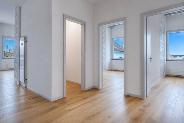 Riesige, ruhige 3.5-Zimmer-Loftwohnung (154m2) im Herzen von Laupen 2