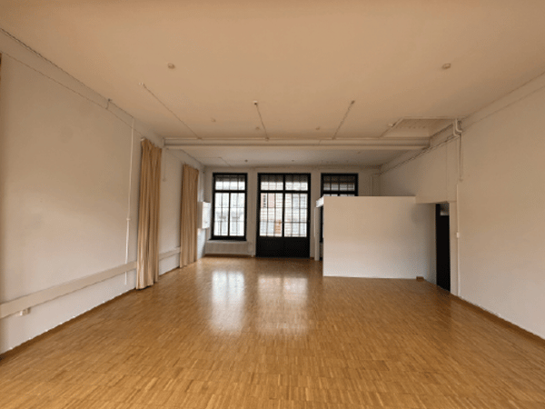 Befristete Vermietung: Geräumiges 4.5-Zimmer-Wohnatelier am Seidenweg in Bern 9