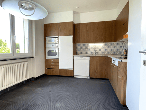 Doppeleinfamilienhaus mit grosser, idyllischer Gartenanlage 15