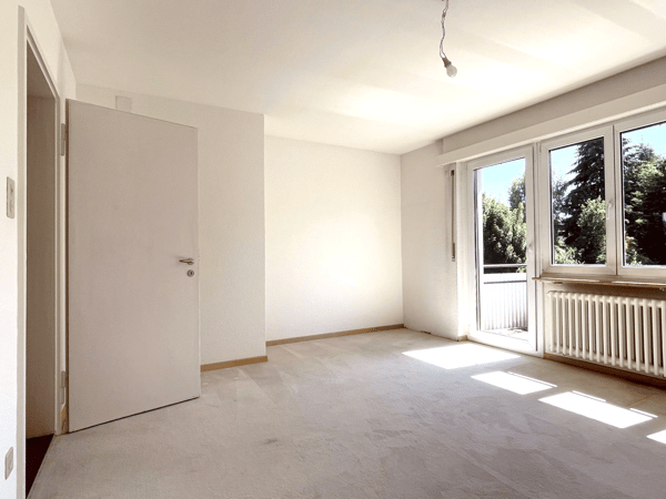 Doppeleinfamilienhaus mit grosser, idyllischer Gartenanlage 20