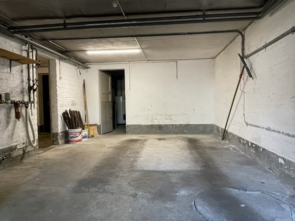 Doppeleinfamilienhaus mit grosser, idyllischer Gartenanlage 25