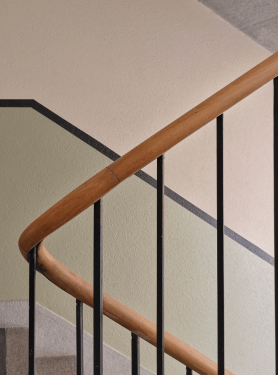 Charmante 1.5-Zimmer-Wohnung mit Terrasse in Biel 11