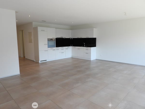 Moderne 1.5 Zimmerwohnung mit Gartensitzplatz 3