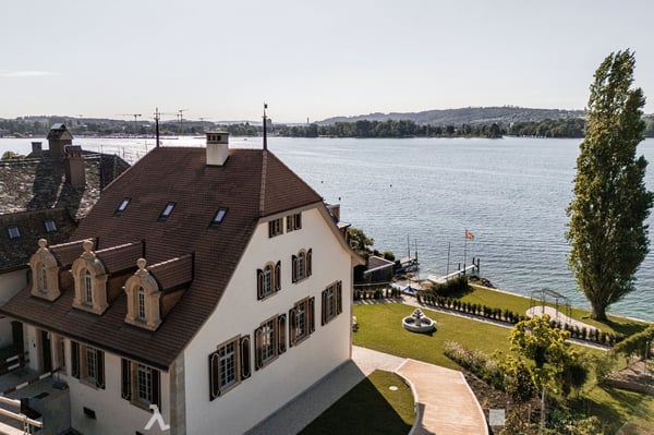 Einzigartige Villa mit direktem Seeanstoss 3