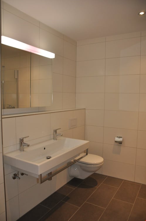 Helle 4.5 Zimmerwohnung mit 2 Balkonen 10