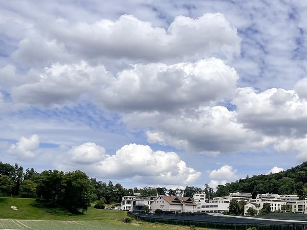 MELLINGEN - SCHÖNE VILLA - 2.0 ZIMMER 3