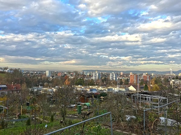BINNINGEN - EINFAMILIENHAUS AN TOP LAGE - 2 ZIMMER 5