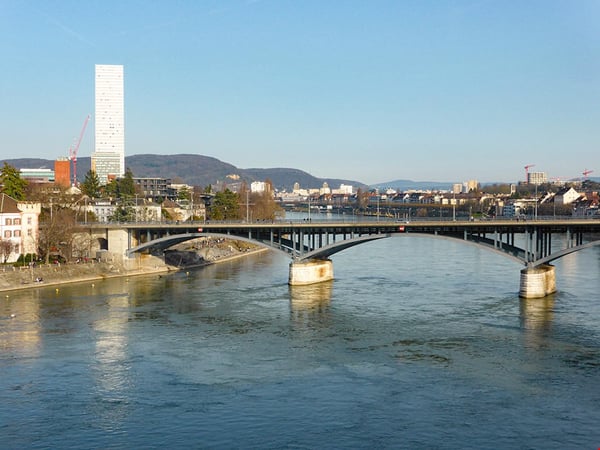BASEL SÜD - MAISONETTE-WOHNUNG - 2.5 ZIMMER 2