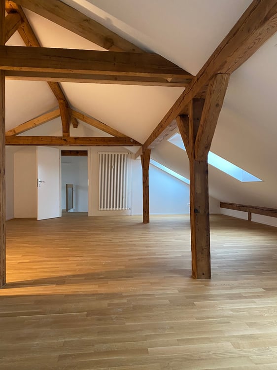 Ein Wohntraum über zwei Etagen – exklusive 1½-Zimmer-Duplex-Wohnung im Herzen von Bern 7