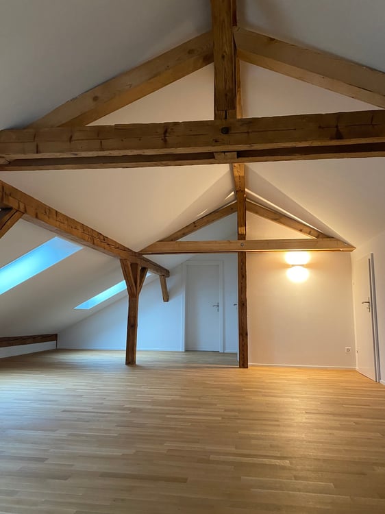 Ein Wohntraum über zwei Etagen – exklusive 1½-Zimmer-Duplex-Wohnung im Herzen von Bern 8