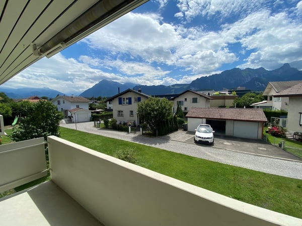 Charmante 1.5-Zimmer-Wohnung mit Bergblick sucht dich! 1