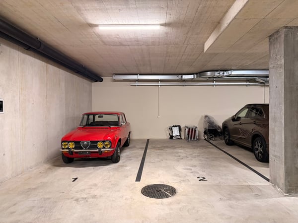 Grosszügiger Einstellhallenplatz in Neubau 1