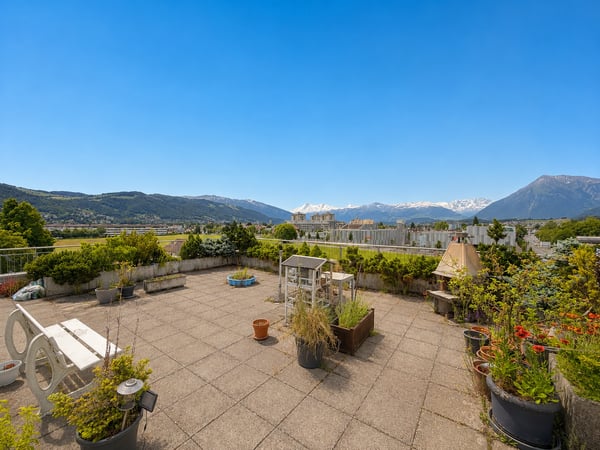 Alpenpanorama, Privatsphäre und Perfektion – exklusive 9-Zimmer Attikawohnung 6