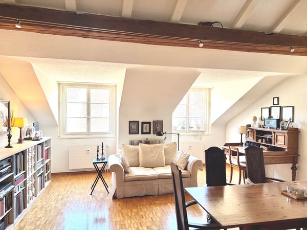 Befristete 3½-Zimmer-Wohnung zu vermieten - wunderschönes Bijoux in der Berner Altstadt! 2