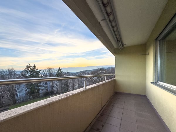 1.5-Zimmer-Wohnung mit traumhafter Aussicht in Grenchen 9