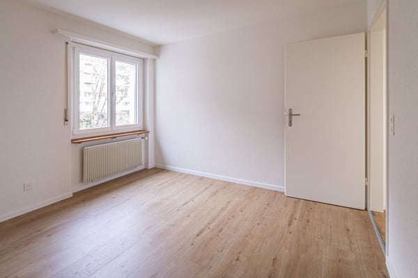 Renovierte 1.5-Zimmer-Wohnung mit Balkon und toller Aussicht in Grenchen 17