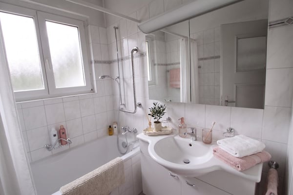 Charmante 4.5-Zimmer-Wohnung im Erdgeschoss einer Jugendstilvilla 5