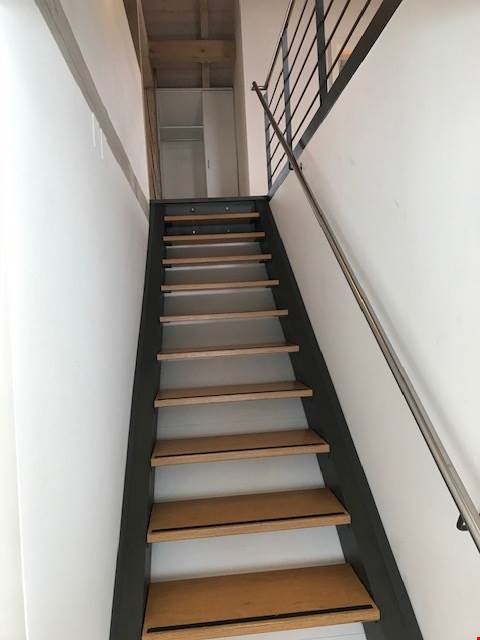 Grosszügige Dachwohnung mit Blick ins Grüne 8