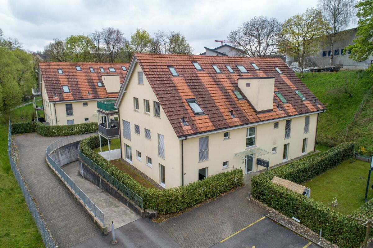 Gepflegte 3.5 Zimmer Wohnung an ruhiger Lage im OG