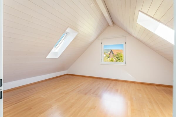 3.5 Zimmer Dachmaisonette-Wohnung mit 26 m² Balkon 9