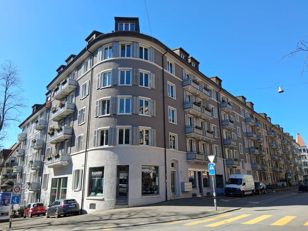 5.5-Zimmer-Familienwohnung mit 125m2 im Kreis 6 1