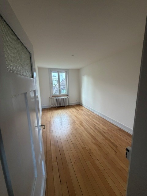 5.5-Zimmer-Familienwohnung mit 125m2 im Kreis 6 11