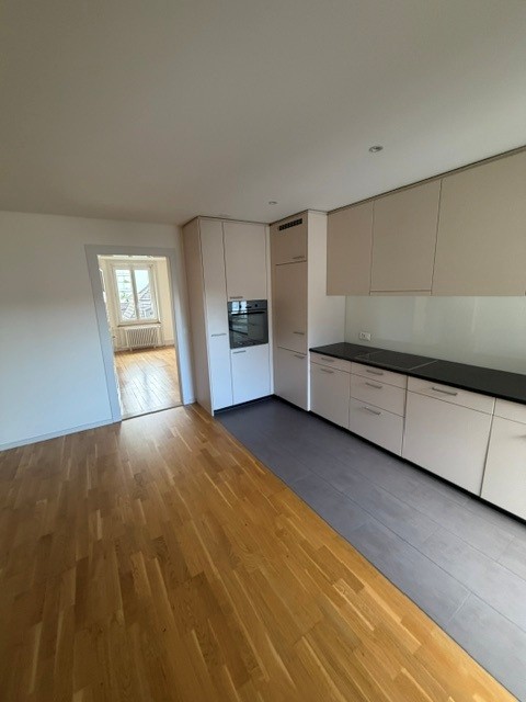 5.5-Zimmer-Familienwohnung mit 125m2 im Kreis 6 5