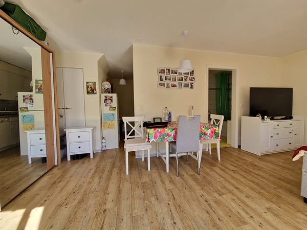 Gemütliches Studio mit Terrasse in Düdingen 6