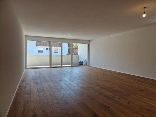 Attraktive, neuwertige 3.5 Zimmerwohnung in Schmitten 4