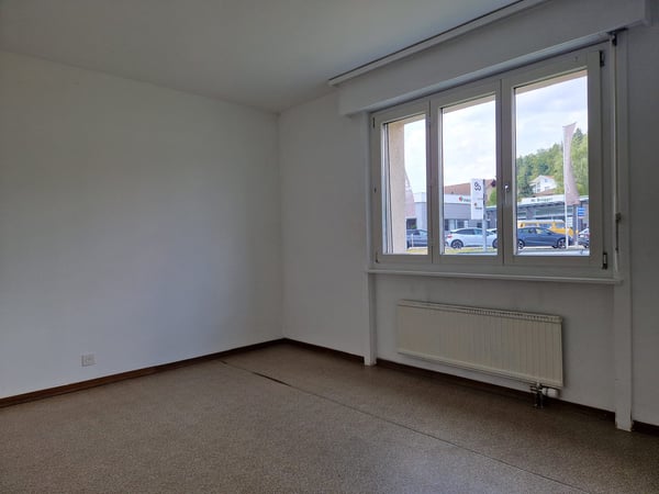 Helle 7.5 Zimmerwohnung im 2. Stock (ohne Lift) mit Ausblick 11