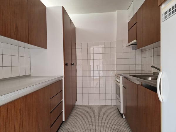 Helle 7.5 Zimmerwohnung im 2. Stock (ohne Lift) mit Ausblick 5