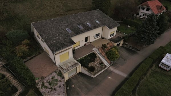 Grosszügiges 4.5-Zimmer-Doppel-Einfamilienhaus in ruhigem Quartier 2