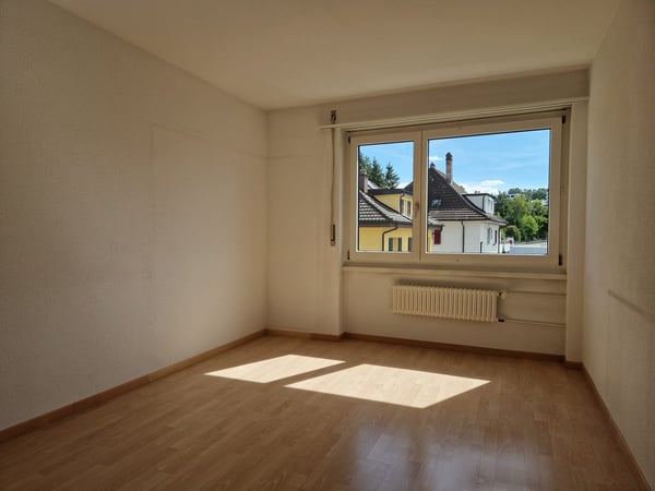 Zentral gelegene 3.5 Zimmer-Familienwohnung 18