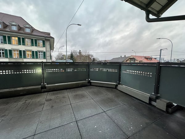 Charmante 4-Zimmer-Wohnung mit Terrasse mitten in Aarwangen 4