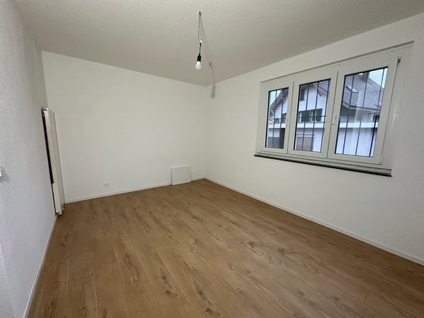 Charmante 2.5-Zimmer-Wohnung mitten in Aarwangen 8