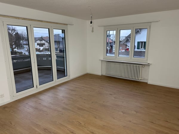 Charmante 4-Zimmer-Wohnung mit grosser Terrasse mitten in Aarwangen 7