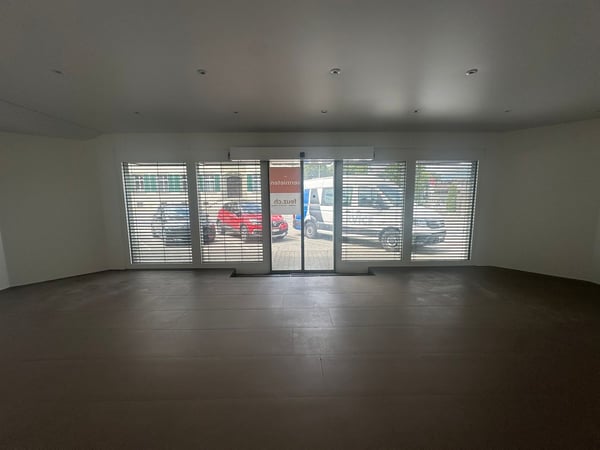 Moderne Geschäftsräume an der Langenthalstrasse 1 in Aarwangen 6