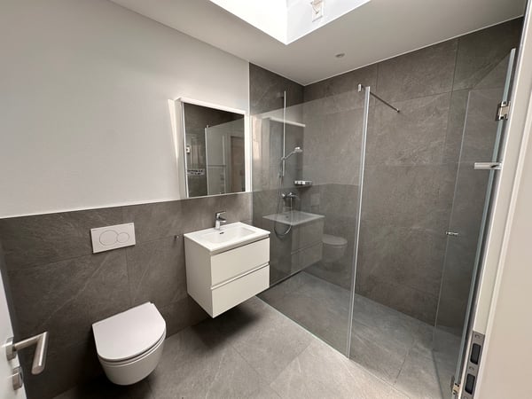 Sehr schöne, neue 3.5-Zimmer-Dachwohnung mit Panoramablick in Huttwil 6
