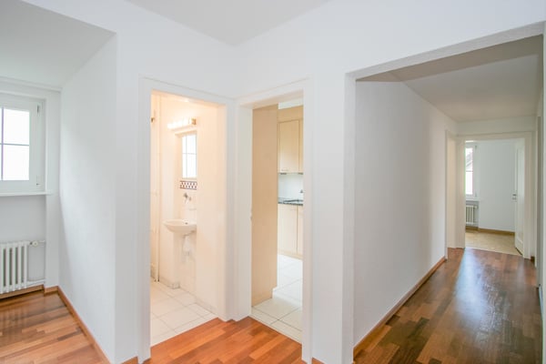 Kleines Mehrfamilienhaus am Rosenberg 3