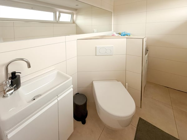 Heimelige 3.5-Zimmer-Attikawohnung mit Garage und Seeblick 7