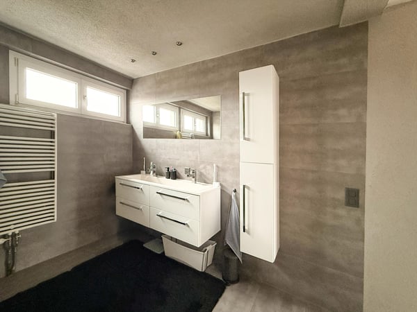 Heimelige 3.5-Zimmer-Attikawohnung mit Garage und Seeblick 6