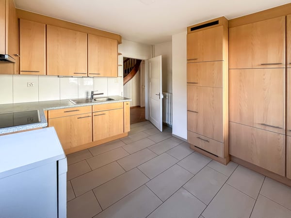 Doppeleinfamilienhaushälfte mit grossem Garten 7