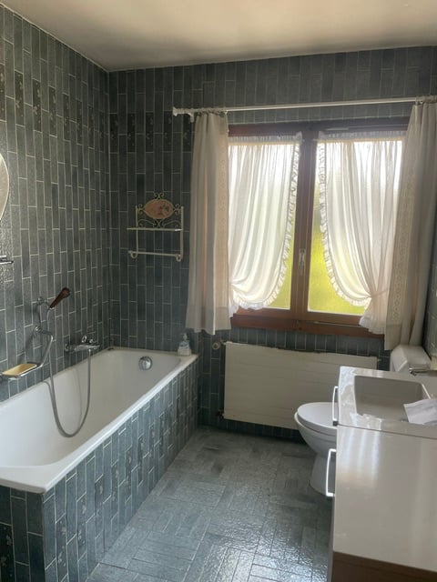 Belle villa individuelle avec terrain et jardin richement arboré 6