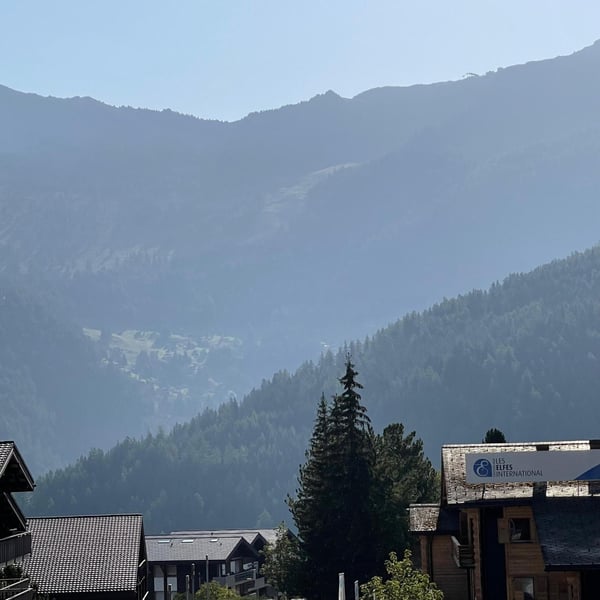 EN EXCLUSIVITE a vendre 2.5 pièces dans la station de la Tzoumaz 4 Vallées 7