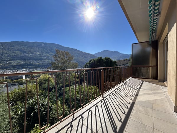 A louer splendide 4.5 pièces dans le quartier résidentiel de Gravelone à Sion 1