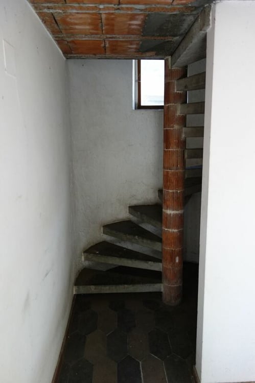 Rustico esistente da ristrutturare 3