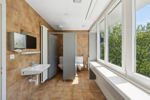 Helle Büroräume im Attikageschoss 10