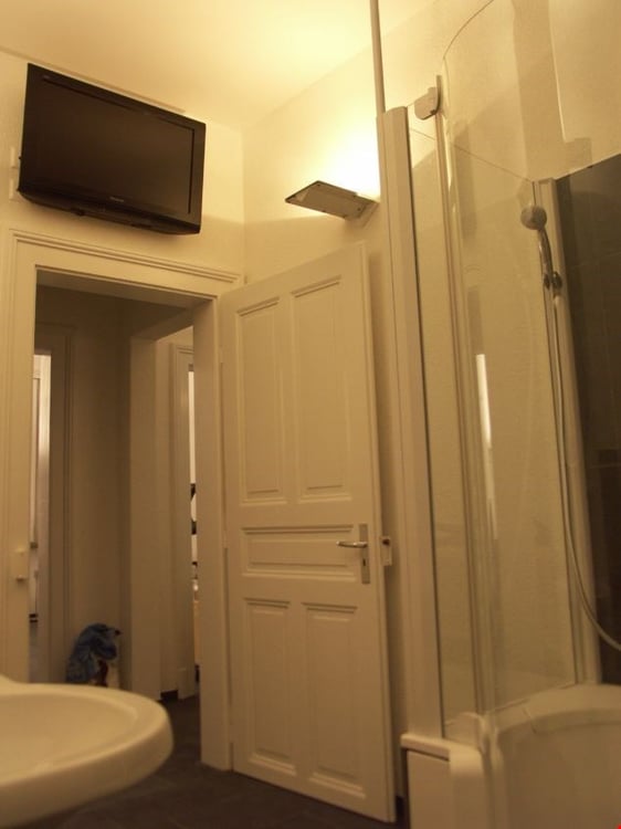 Idyllisch, luxuriös eingerichtet in Bern 2