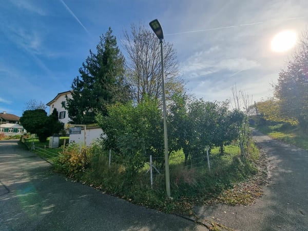 Rares Bauland an zentraler Lage! 6